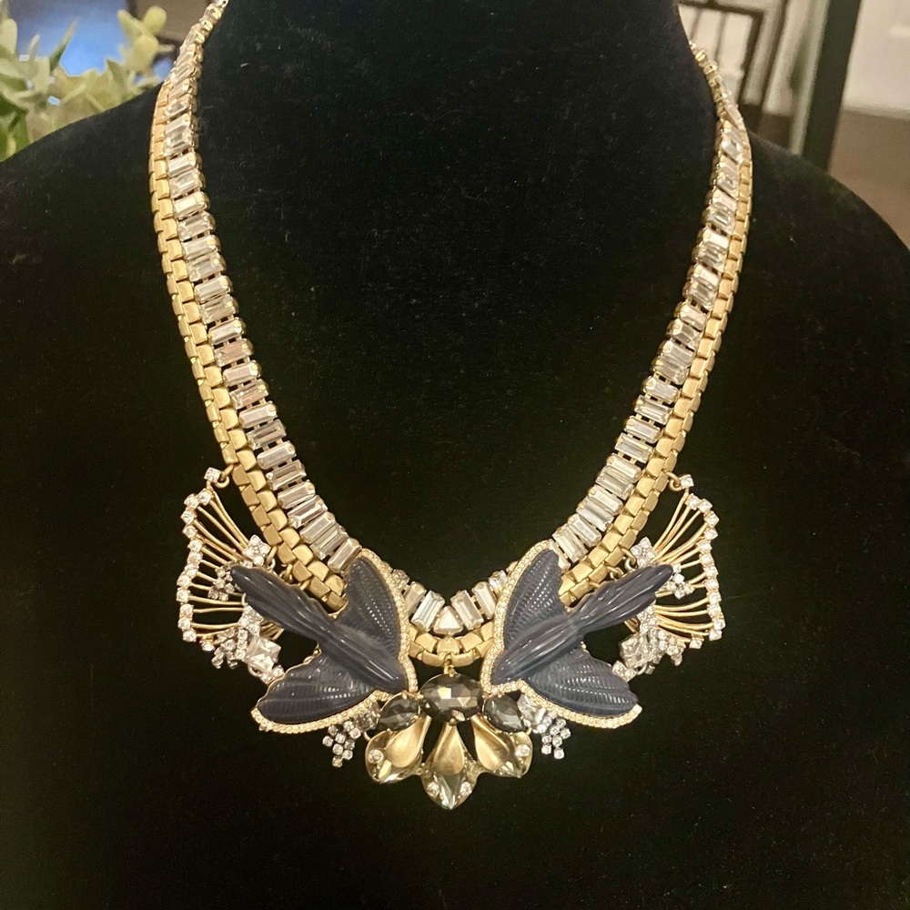 NIB Stella & Dot Blue, Gold and Rhinestone Swallow Bird Necklace 💙